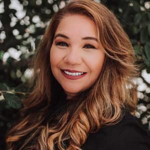 Meet your Posher, Hilda